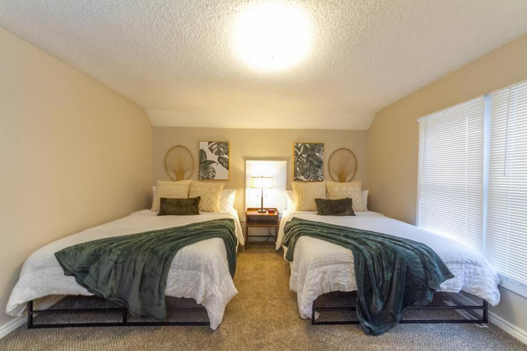 A Very Unique Quirky And Comfortable Home Spokane Esterno foto
