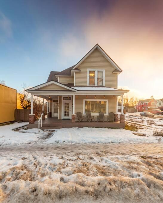 A Very Unique Quirky And Comfortable Home Spokane Esterno foto