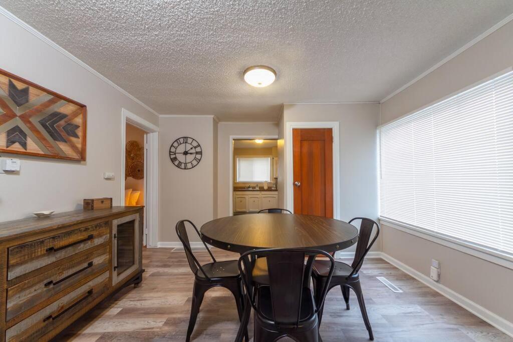 A Very Unique Quirky And Comfortable Home Spokane Esterno foto
