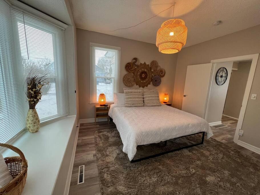 A Very Unique Quirky And Comfortable Home Spokane Esterno foto